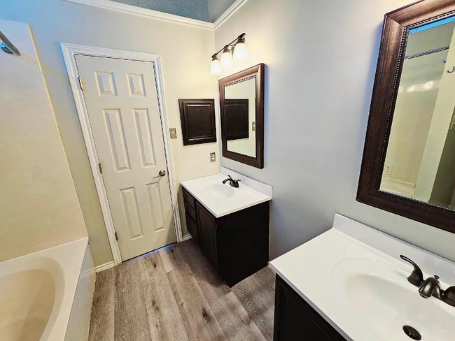 Foto del edificio - 8381 Cripple Creek Dr