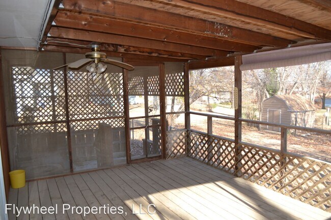 Building Photo - 3 br, 1.5 bath House - 808 13th Street