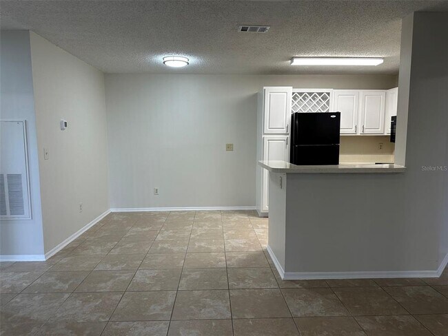 Building Photo - 718 Sugar Bay Way