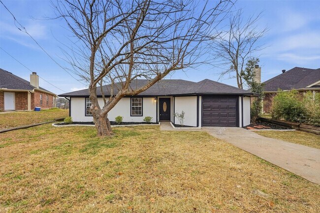 Foto del edificio - 763 Lakeside Dr