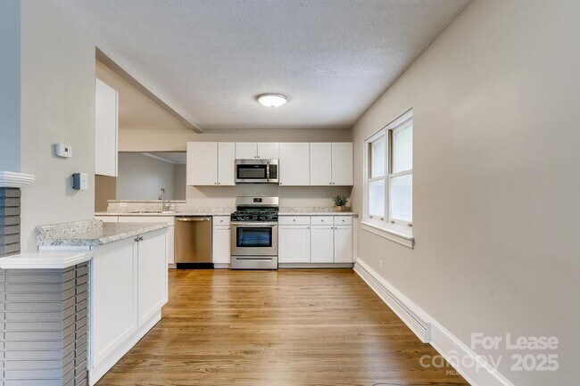 Foto del edificio - 1214 Knox St