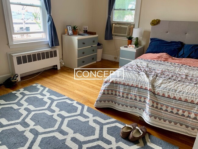 Building Photo - 279 Washington St