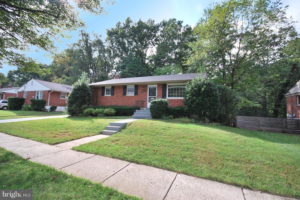 Primary Photo - 10720 Tenbrook Dr