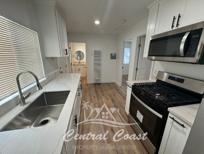 Building Photo - 0 E Grant St