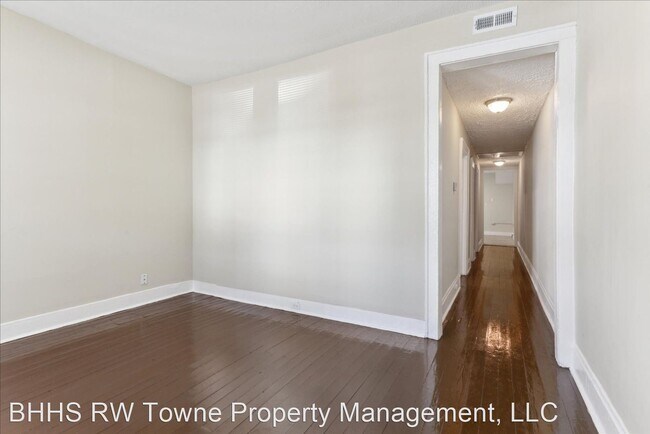 Foto del edificio - 2 br, 1 bath House - 734 17th Street
