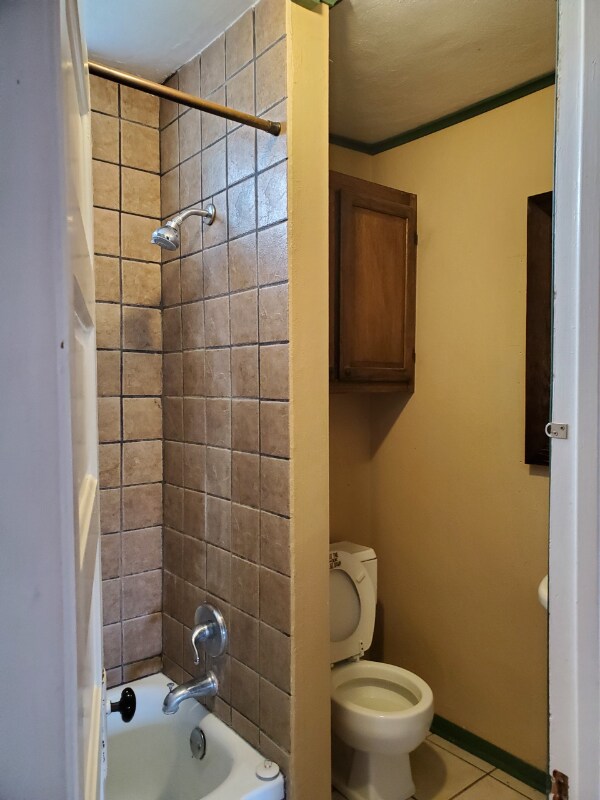 Building Photo - 501 N Fair Oaks Ave