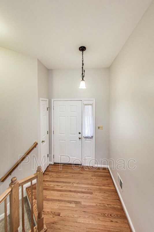 Building Photo - 14145 Gallop Terrace