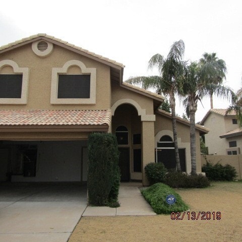 Building Photo - Gorgeous home with upgrades and move in ready