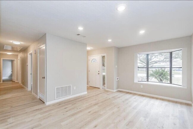 Foto del edificio - 148 Seaside Ln