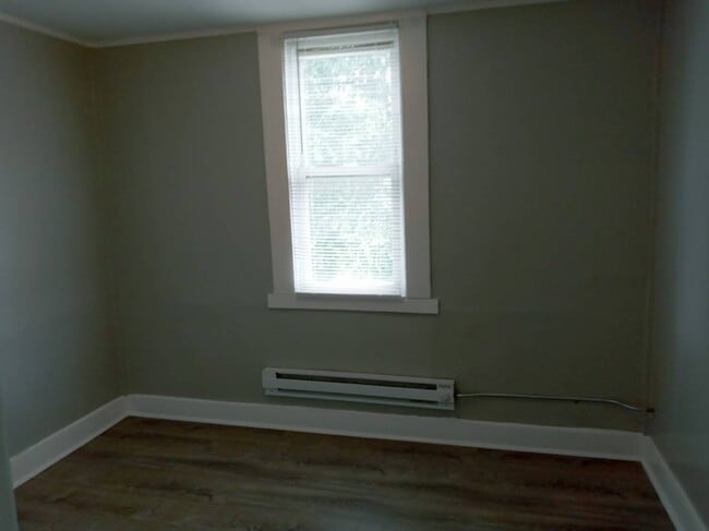 Building Photo - 7636 S Drexel Ave