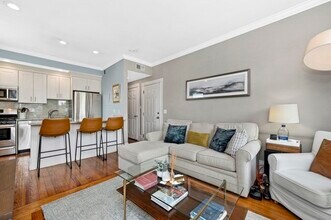 Building Photo - 58 Winthrop St