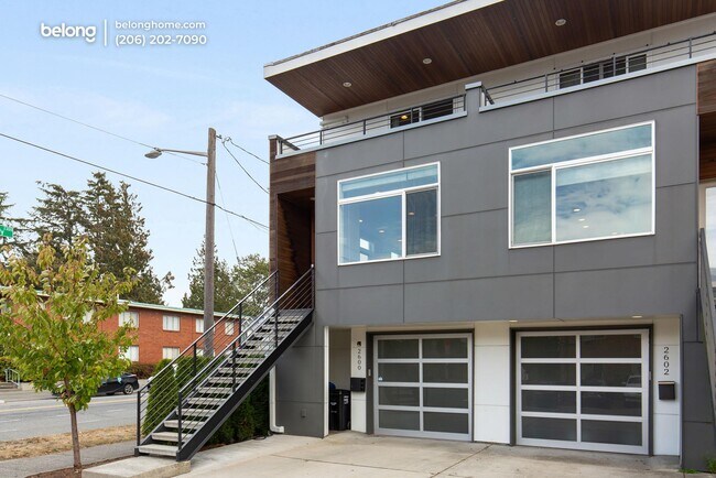 Building Photo - 2600 45th Ave SW