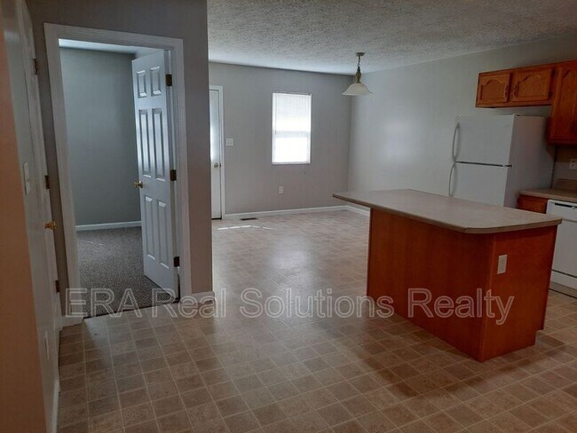 Foto del edificio - 1056 N West St