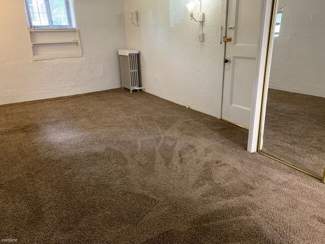 Building Photo - 404 Virginia Ave