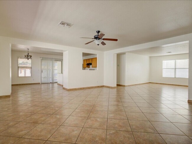 Foto del edificio - Beautiful Home in Rita Ranch