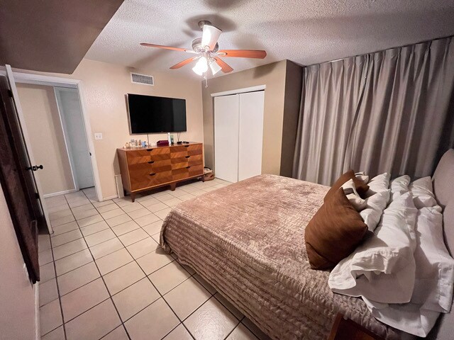 Building Photo - 1817 Ed White Way