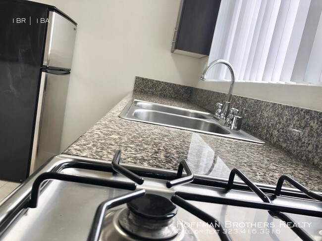 Building Photo - 1 bedroom in Venice CA 90291