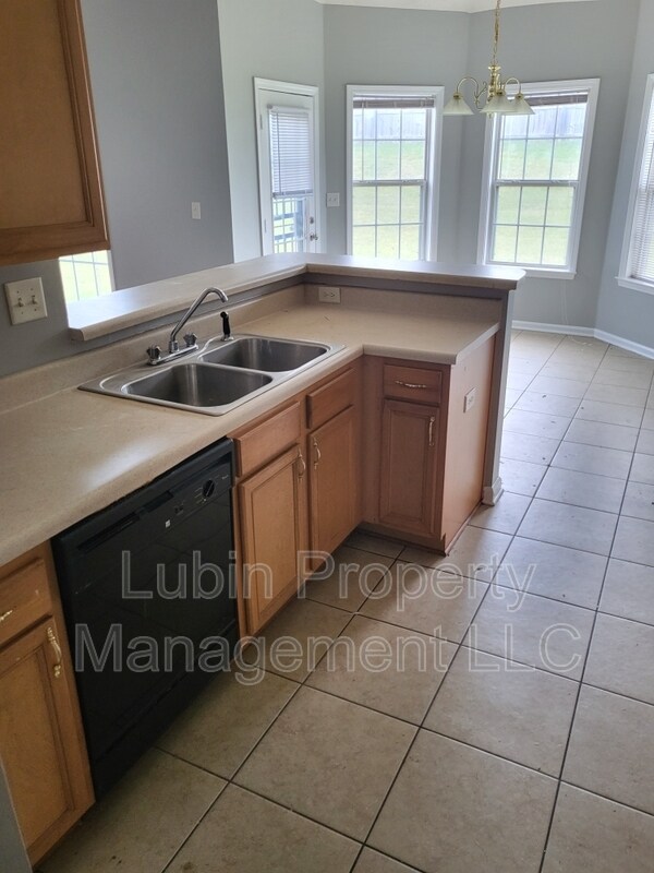 Building Photo - 5548 Brook Shade Ln