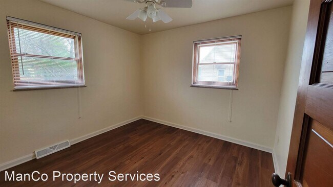 Building Photo - 3 br, 1 bath House - 2334 Alpine Way