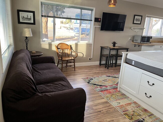 Foto del edificio - 18600 Couch Market Rd