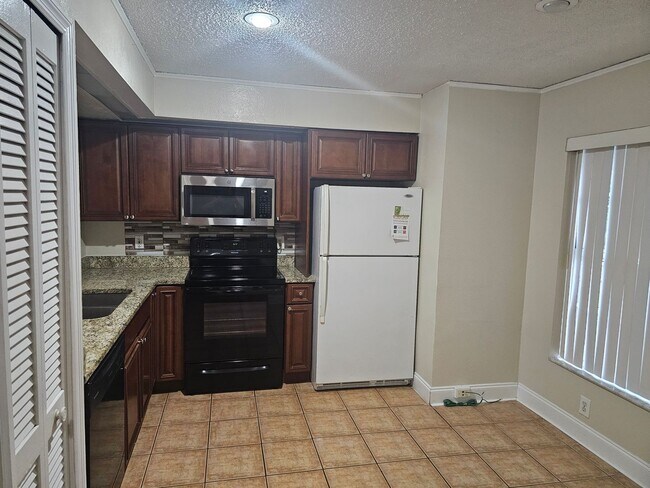 Photo - 14508 Laguna Beach Circle Apartment