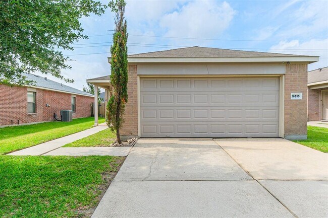 Building Photo - 16530 Peyton Ridge Cir