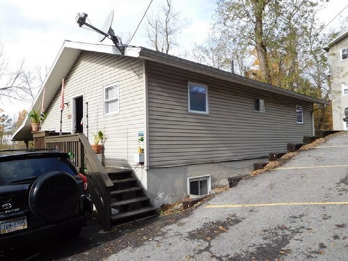 Foto principal - 357 Gilmore St