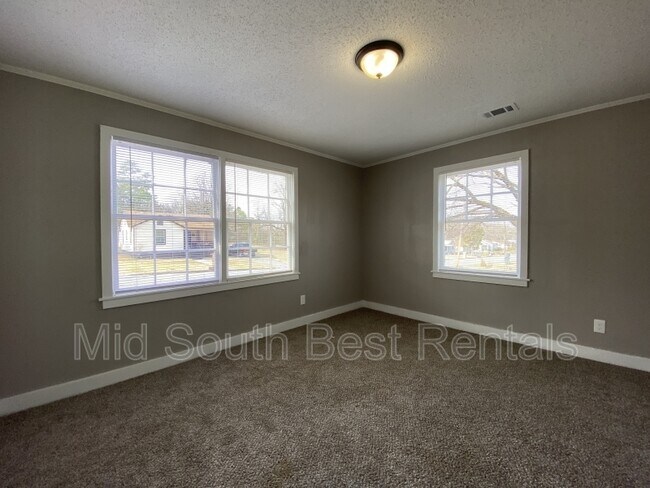 Foto del edificio - 1425 Adams St