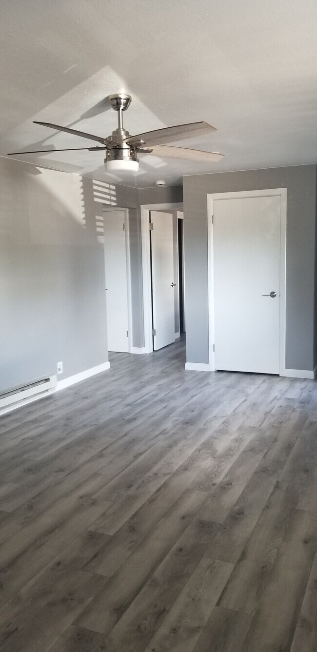 Foto del edificio - 2218 Cooper Ave