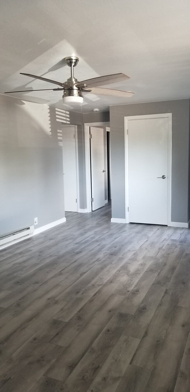 Photo - 2218 Cooper Ave Apartment