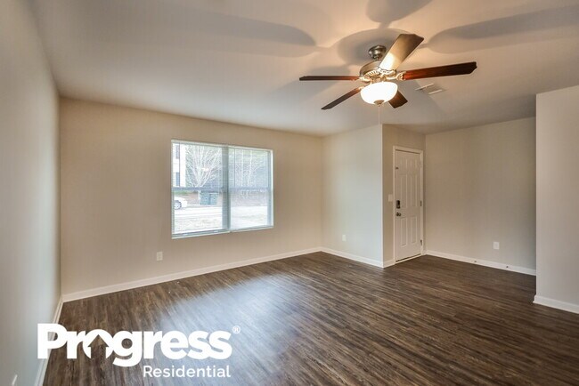 Foto del edificio - 6105 Ruth St SW