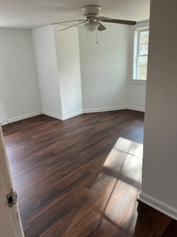 Foto del edificio - 13706 Crawford Ave