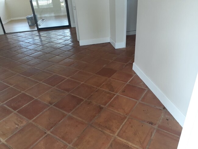 Foto del edificio - 223 SW 14th Pl