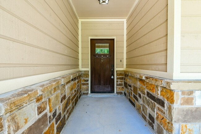 Building Photo - 10506 Chateau Ln
