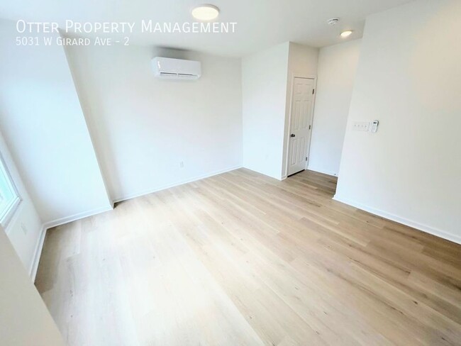 Foto del edificio - 5031 W Girard Ave