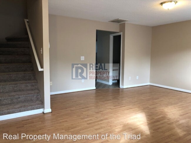 Building Photo - 1500 Gatewood Ave