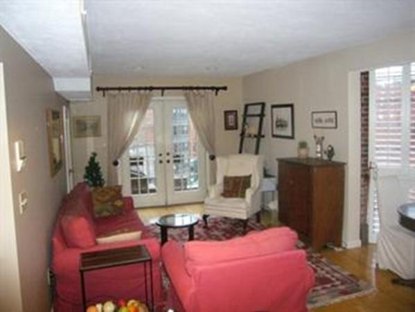 Primary Photo - 187 North St