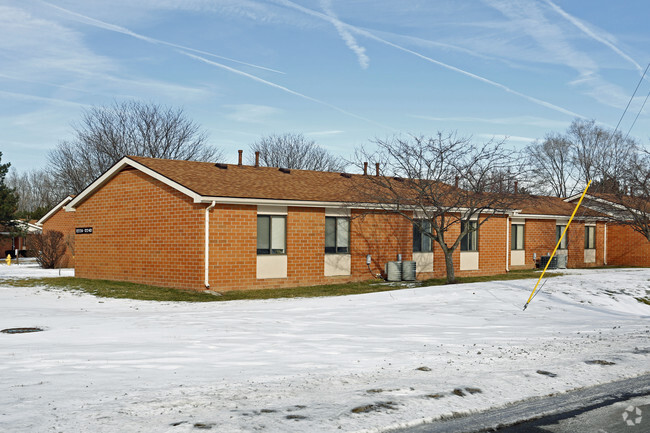 Foto del edificio - Charles Crest Apartments