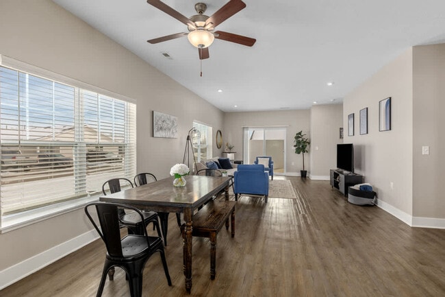 Building Photo - 3982 Malbec Dr