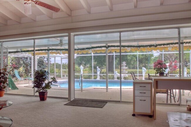 Building Photo - 3511 Pine Valley Dr