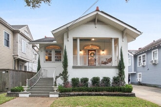 Building Photo - 940 N Carrollton Ave