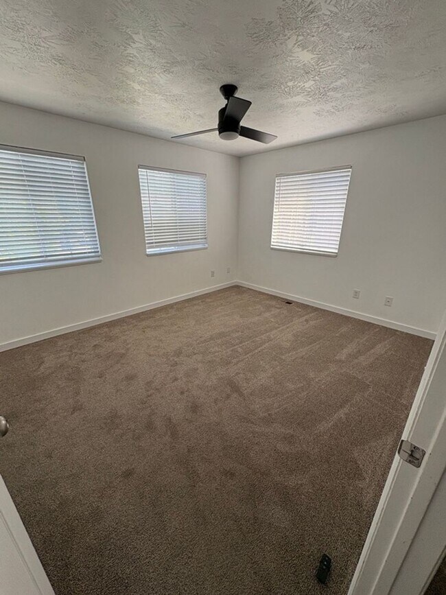 Foto del edificio - 7097 Longitude Ln