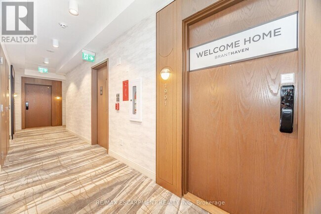 Photo du bâtiment - 3240 William Coltson Ave