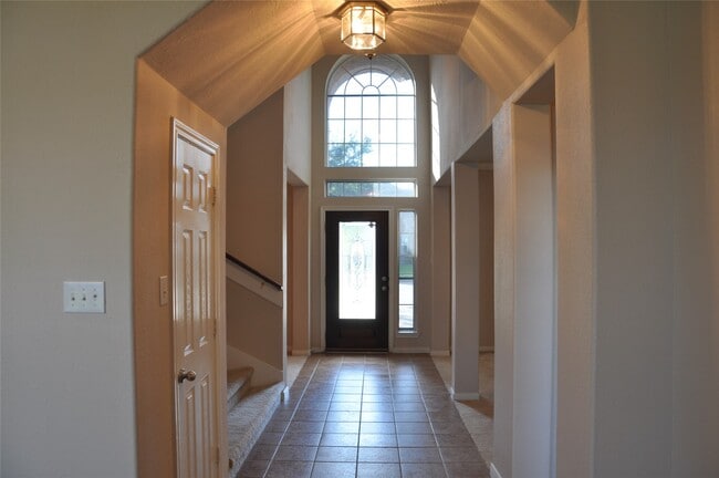 Building Photo - 2170 Brittany Colony Dr