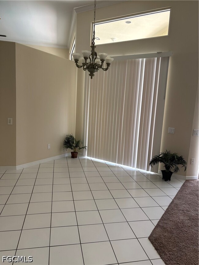 Building Photo - 11761 Pinewood Lakes Dr