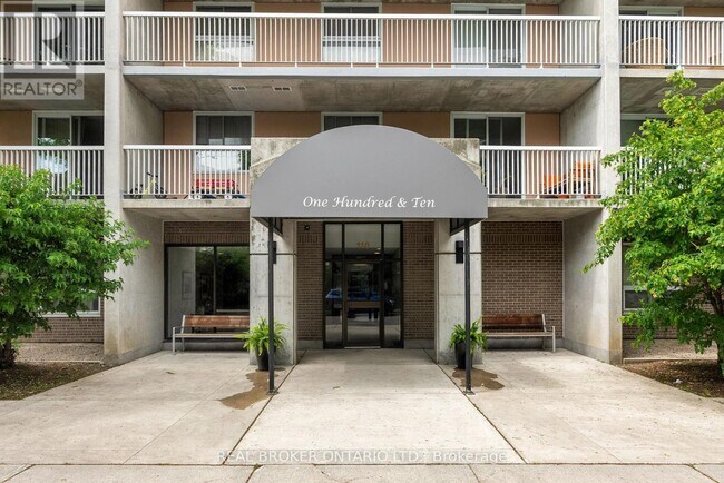 Building Photo - 110-110 Forward Ave