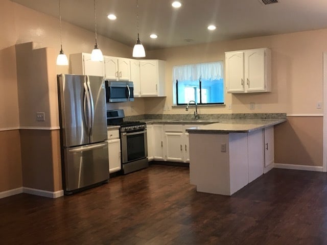 Building Photo - Four Bedroom + Office, NO HOA!