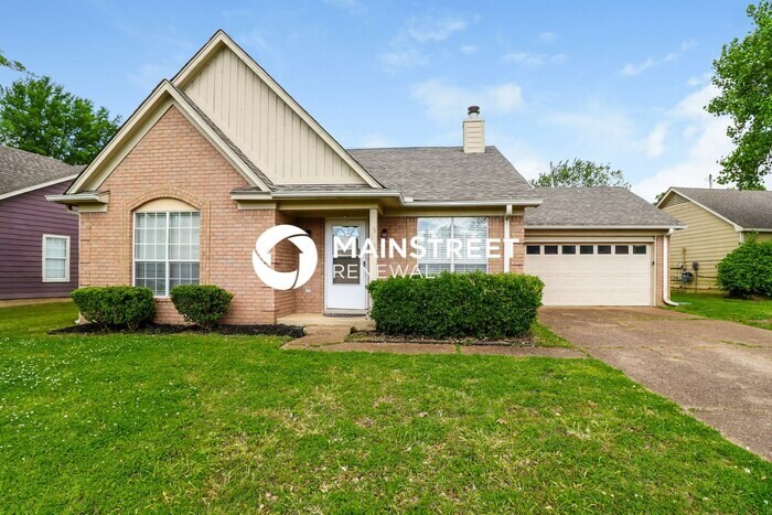 Foto principal - 3 Bedroom Pet-Friendly Home in Memphis, TN...
