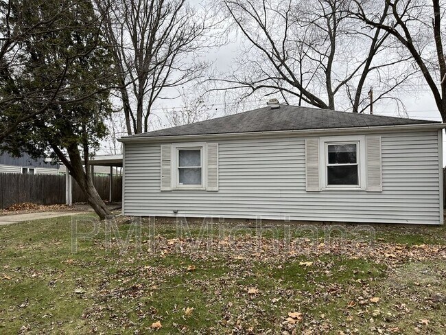 Building Photo - 428 Preston Dr