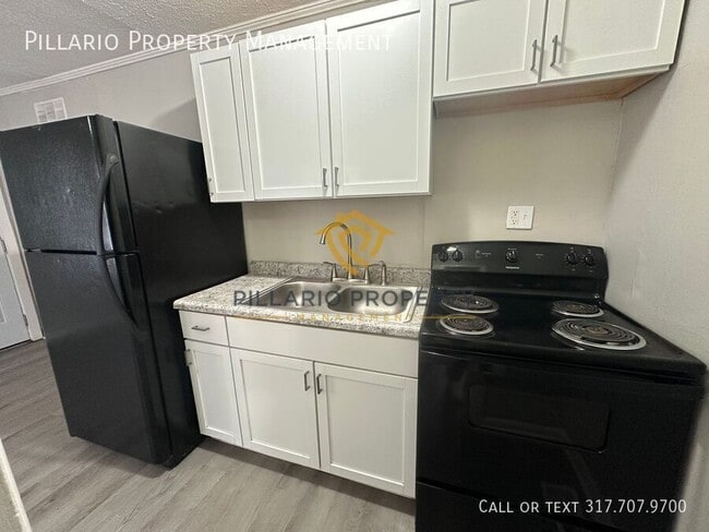 Building Photo - 301 Green St